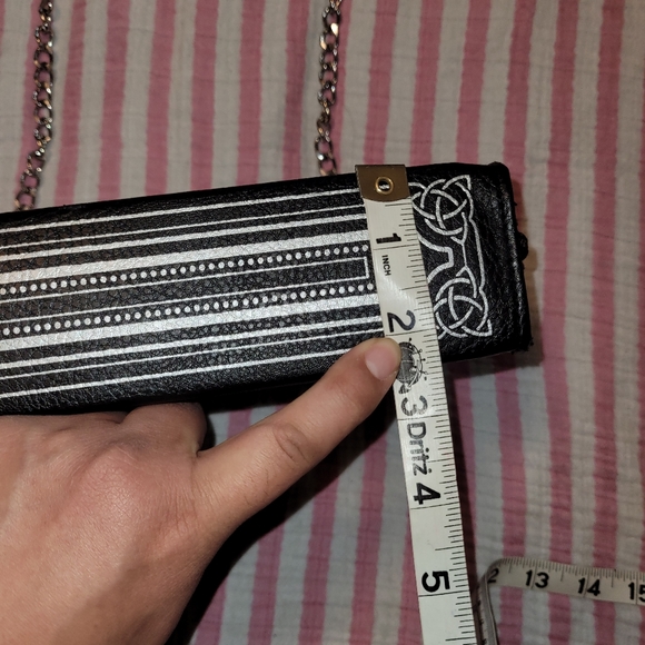 Black Book of Spells Purse - Picture 5 of 9